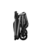 1141508110_2025_maxicosi_stroller_famecabin_onyxblack_readyforairtravel_side_v2