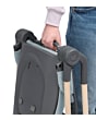 2040052110_2023_maxicosi_homeequipment_highchair_ava_grey_beyondgrey_carryinghandle_front