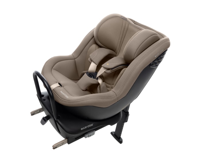 8064251110_2026_maxicosi_carseat_babytoddlerchildcarseat_mobifixpro_brown_authentictruffle_3qrtleft