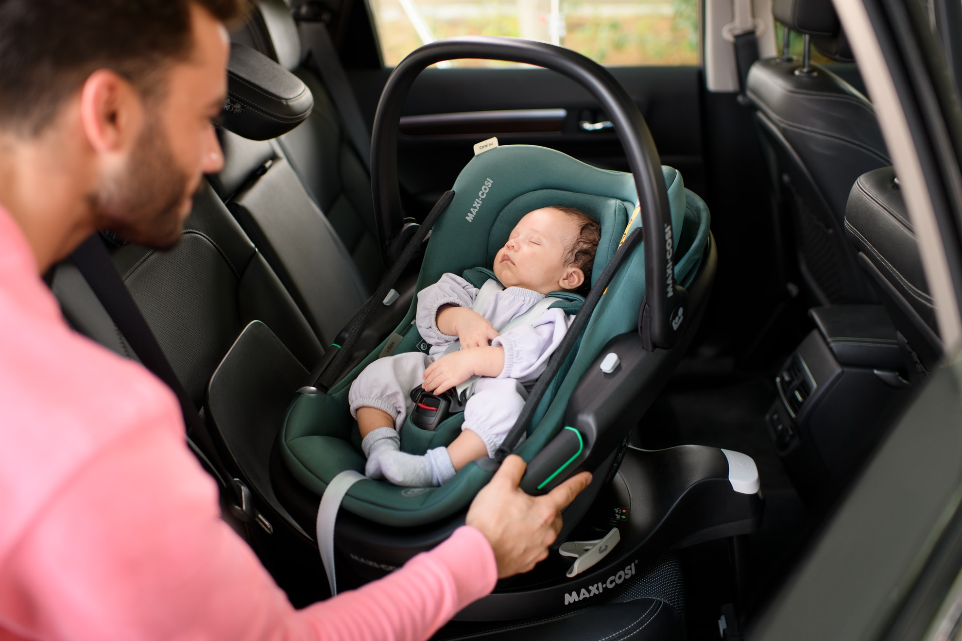 Tolle Babyschale von Maxicosi Cabriofix Kinder Sitze und Stühle Autositze und Autositzerhöhungen Maxi Cosi Autositze und Autositzerhöhungen 
